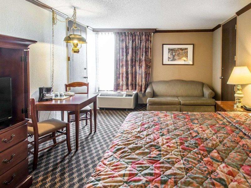 Rodeway Inn And Suites Boulder Broker Exterior foto