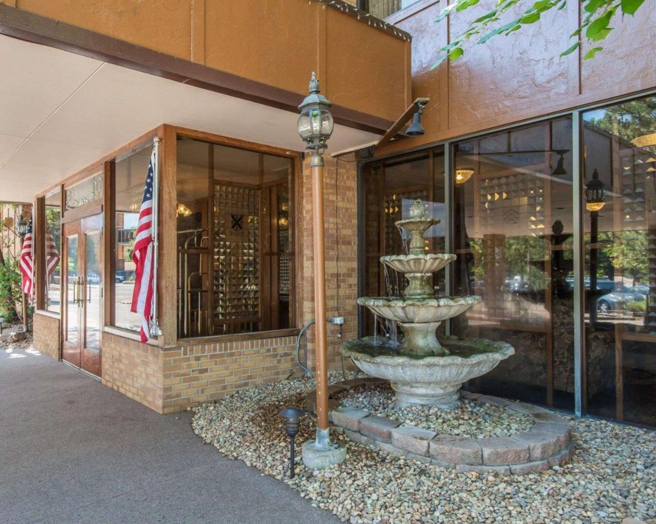 Rodeway Inn And Suites Boulder Broker Exterior foto